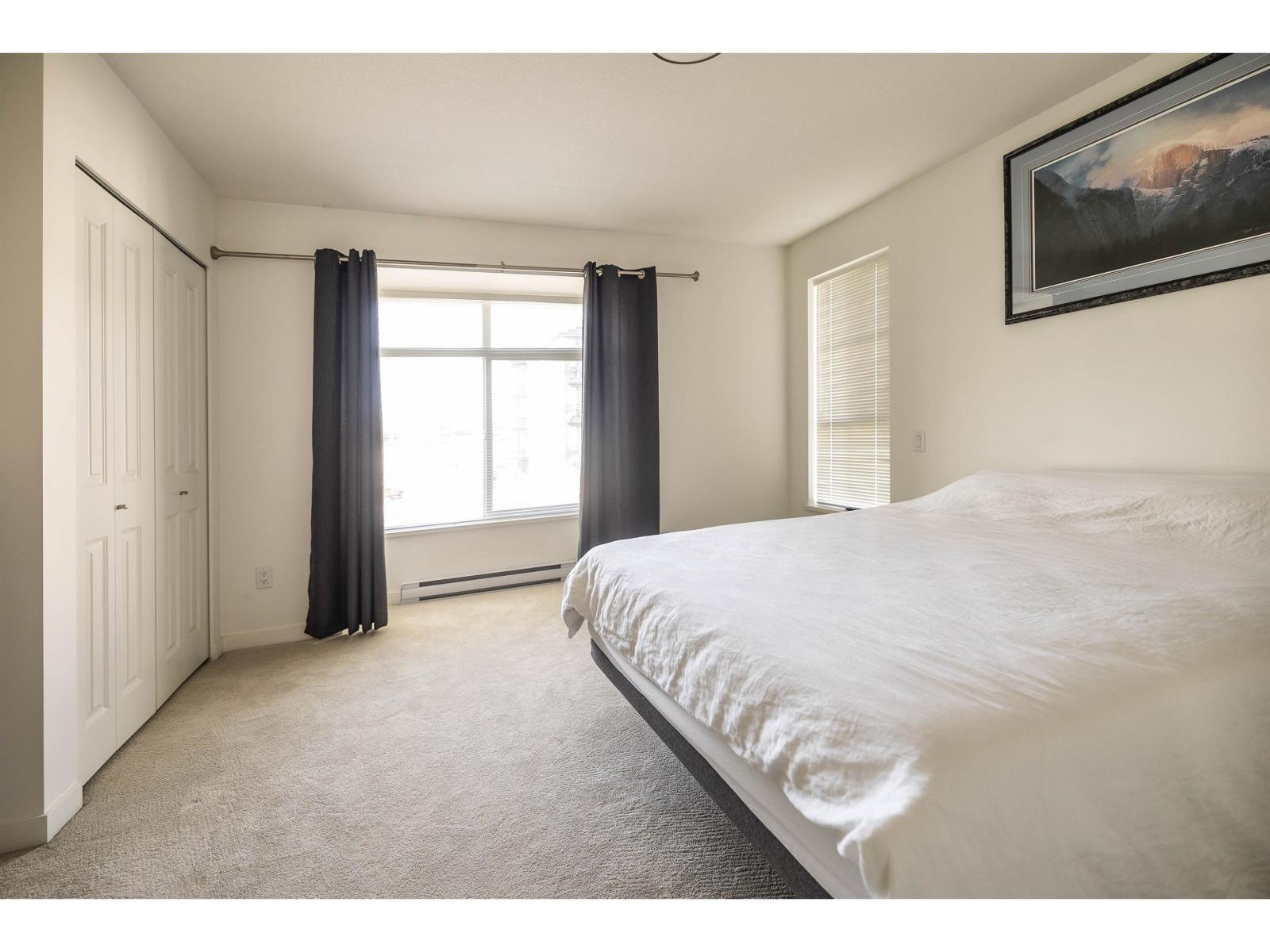 Photo of 19 2838 LIVINGSTONE AVENUE 24