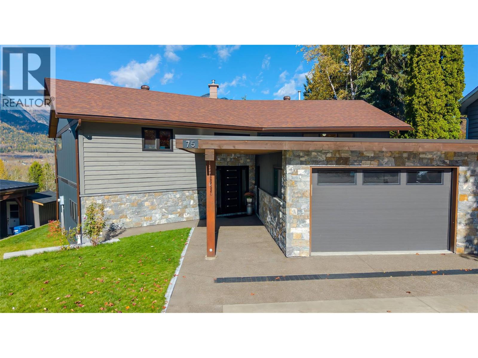 75 Ridgemont Drive - 2