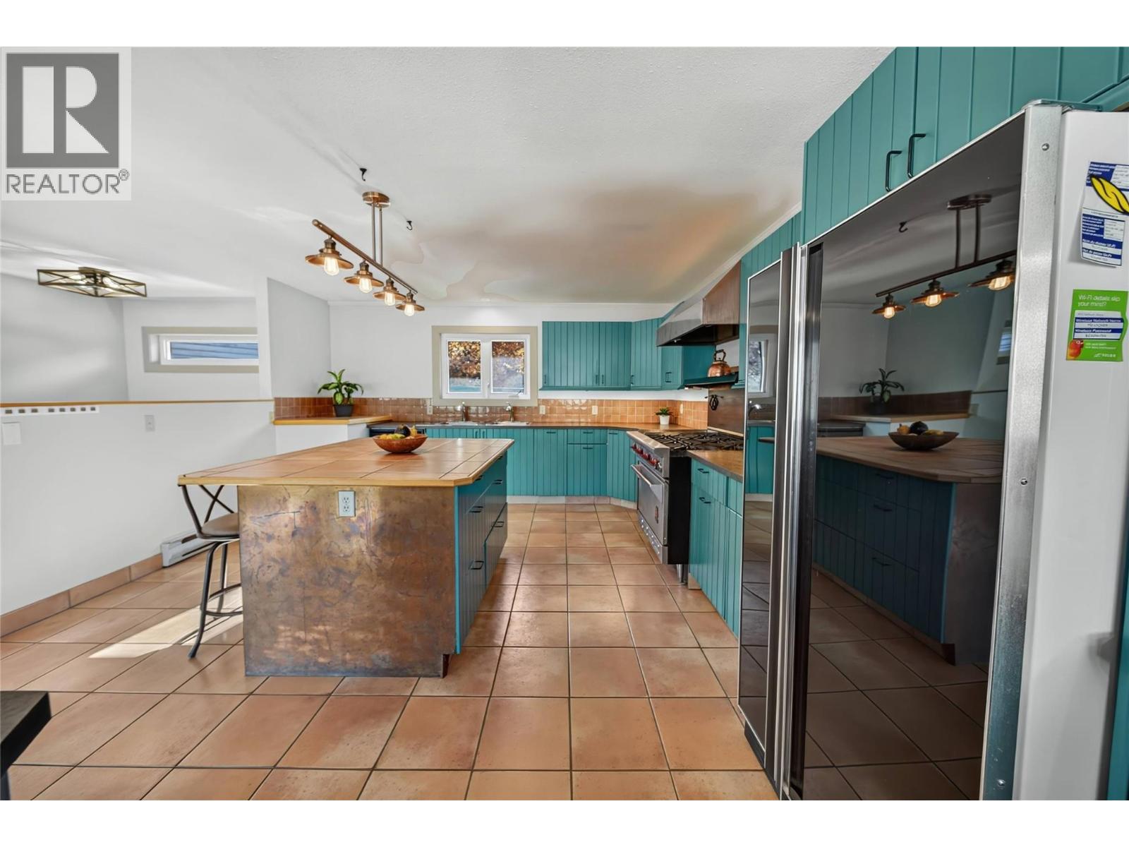 75 Ridgemont Drive - 24
