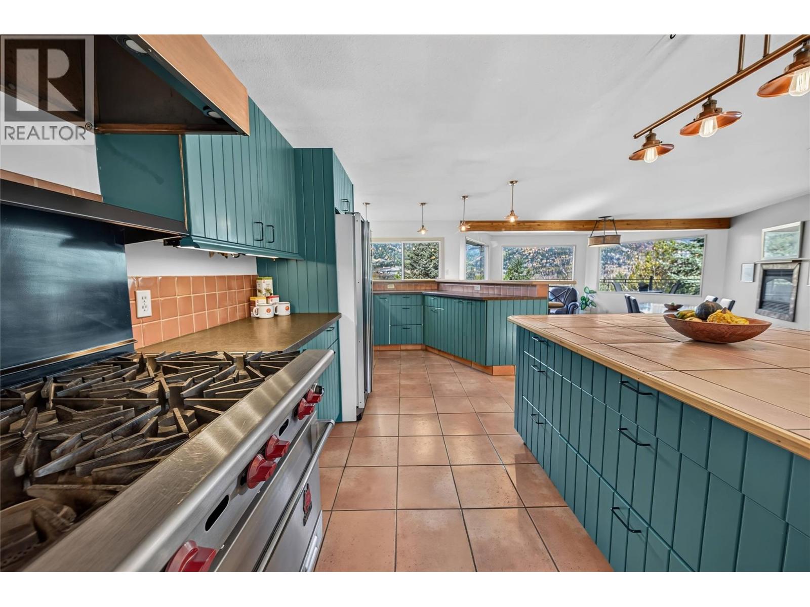 75 Ridgemont Drive - 26