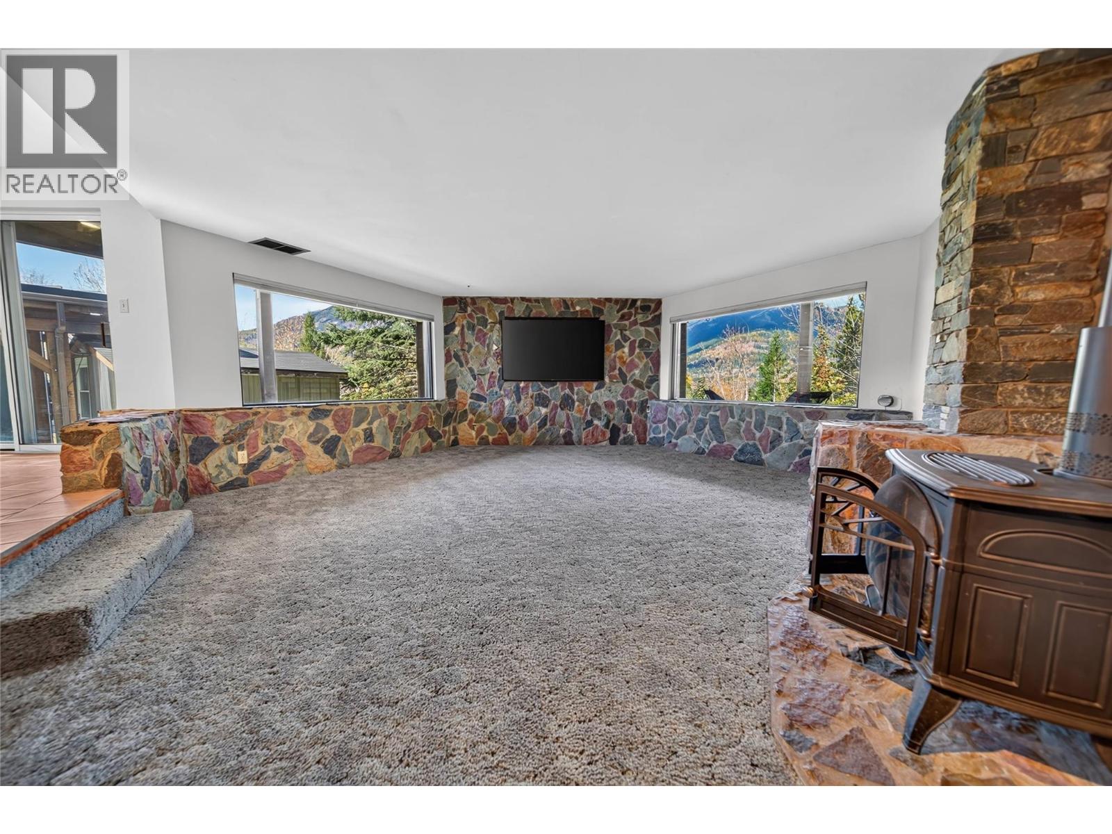 75 Ridgemont Drive - 53