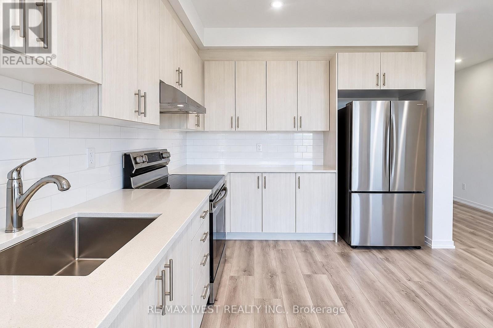 227 MONARCH AVENUE, Ajax (South West) — photo 8