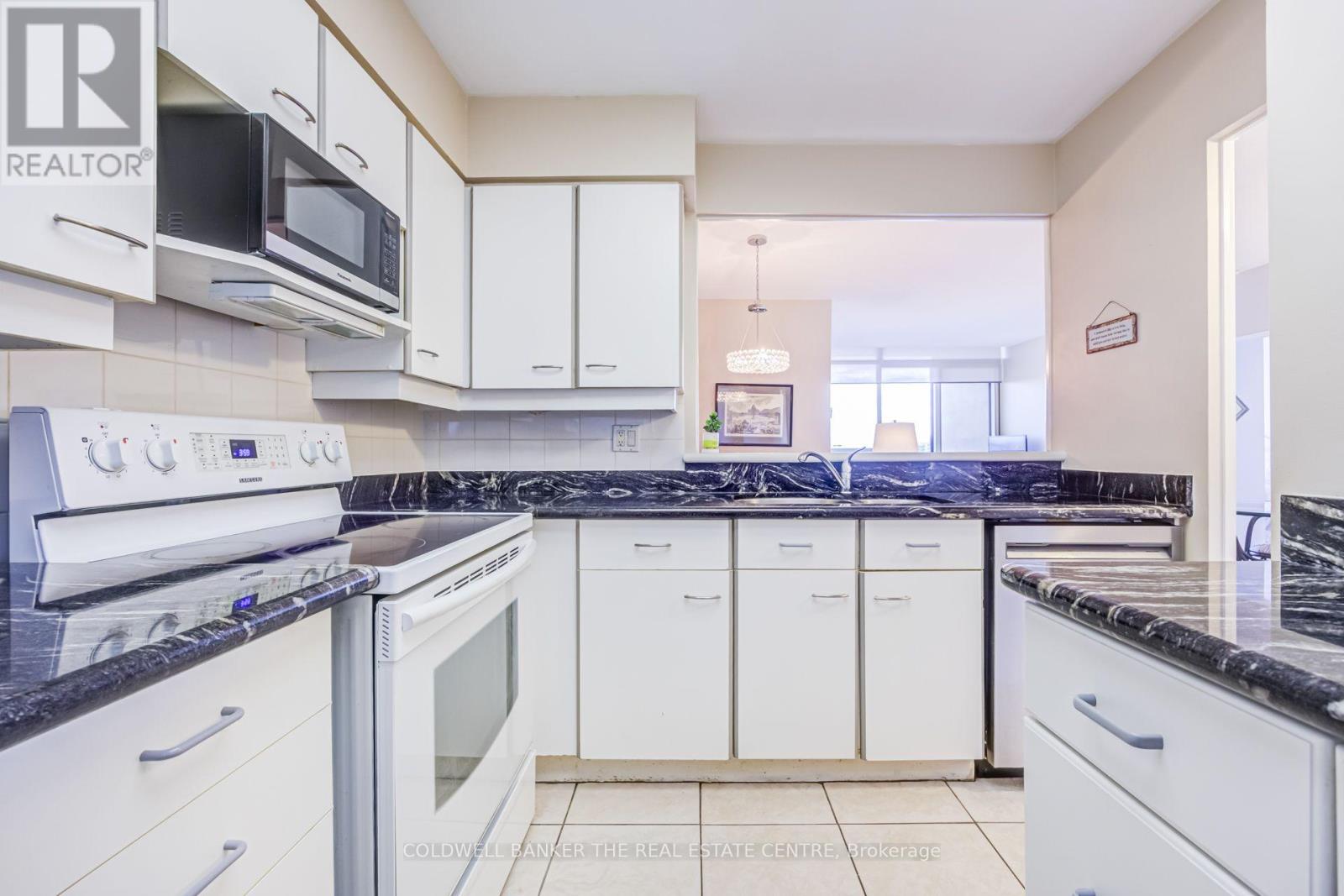 Ph22- 32 Clarissa Drive, Richmond Hill, ON photo 23