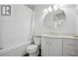 322 - 11 William Carson Crescent, Toronto, ON M2P2G1 Photo 34