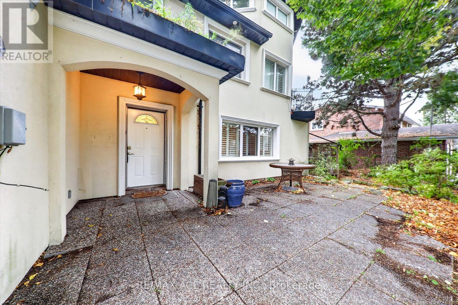 Photo of 3 Larwood Boulevard