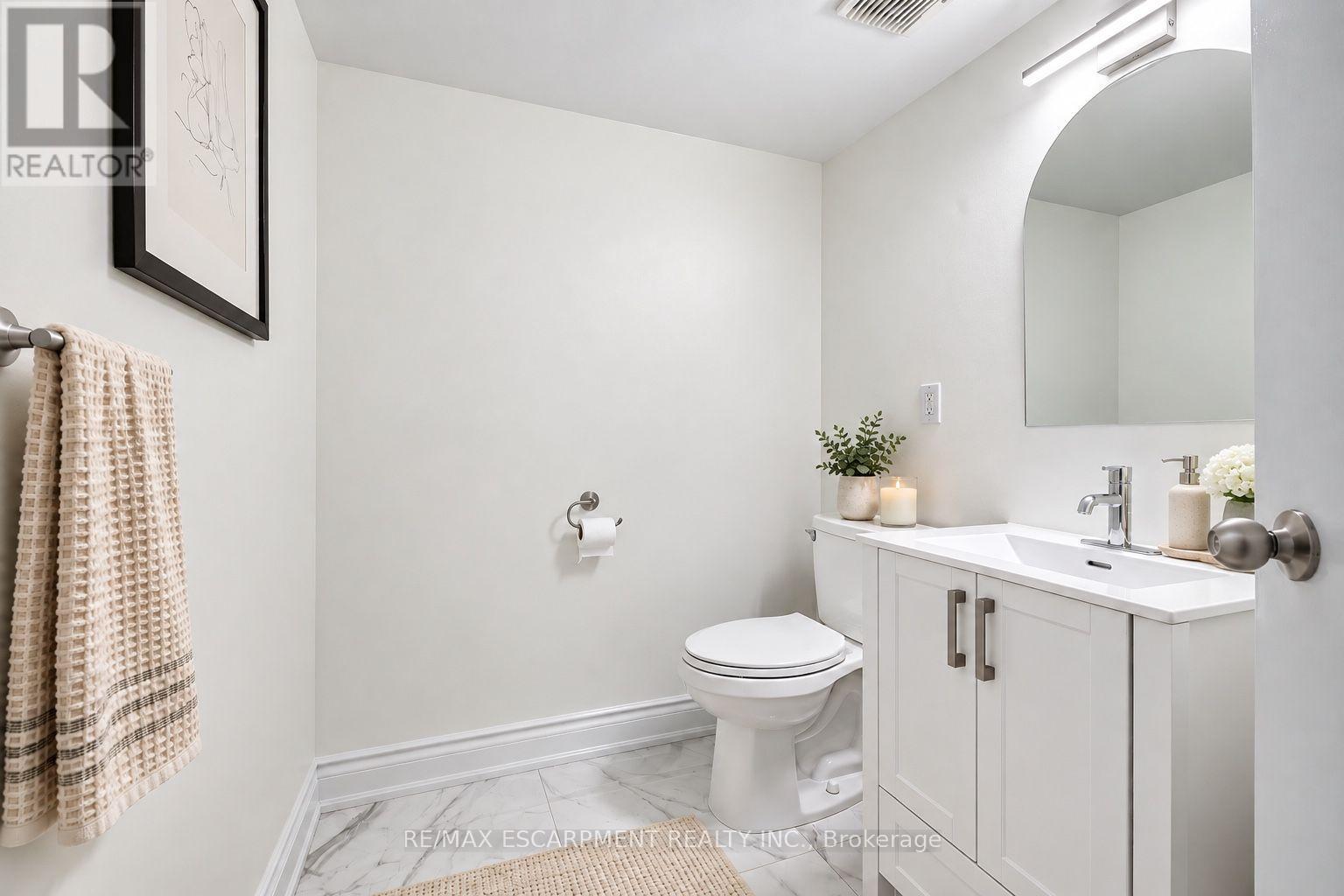 614- 700 DYNES Road, Burlington, ON photo 37