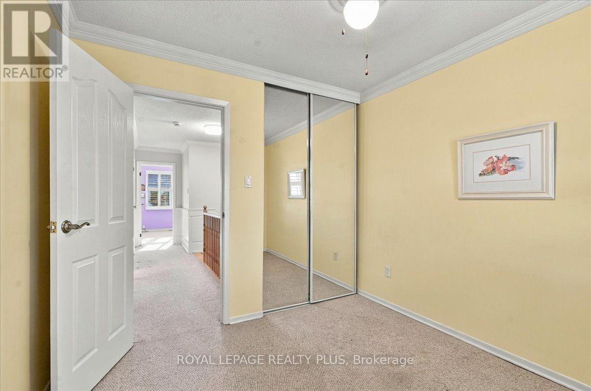 4- 1951 Rathburn Road East, Mississauga, ON photo 27