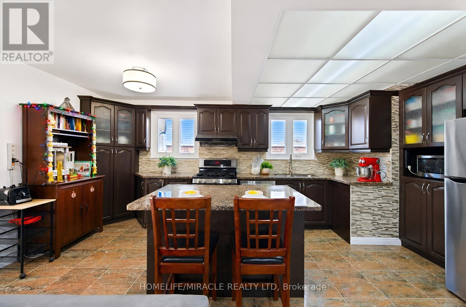 14 Tinton Crescent, Toronto, ON photo 14