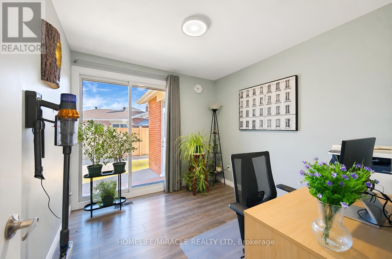14 Tinton Crescent, Toronto, ON photo 27