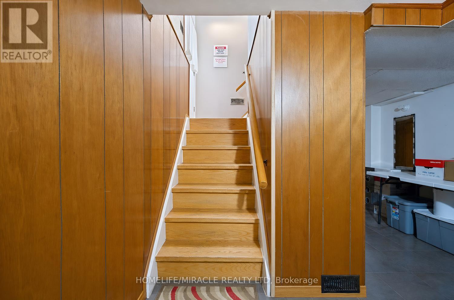 14 Tinton Crescent, Toronto, ON photo 31