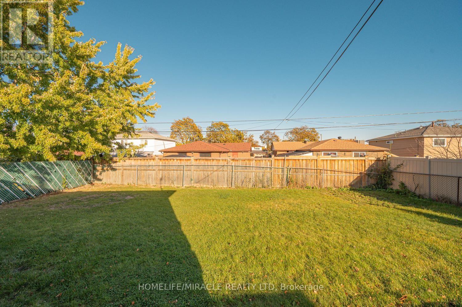 14 Tinton Crescent, Toronto, ON photo 45