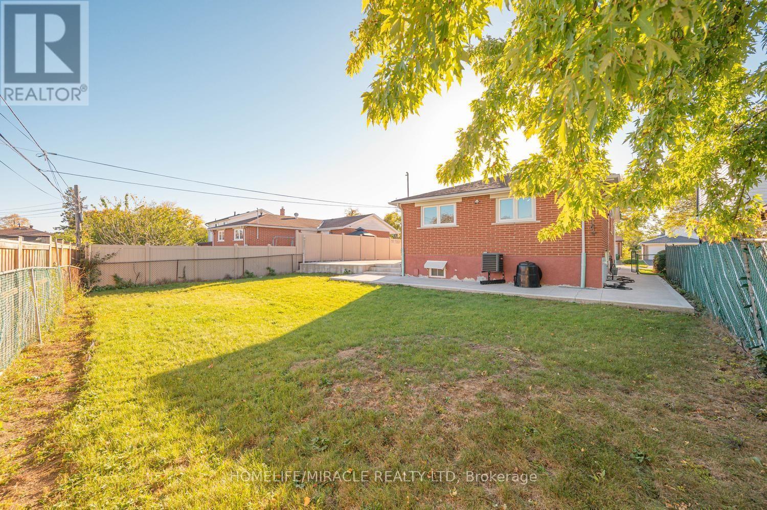 14 Tinton Crescent, Toronto, ON photo 47