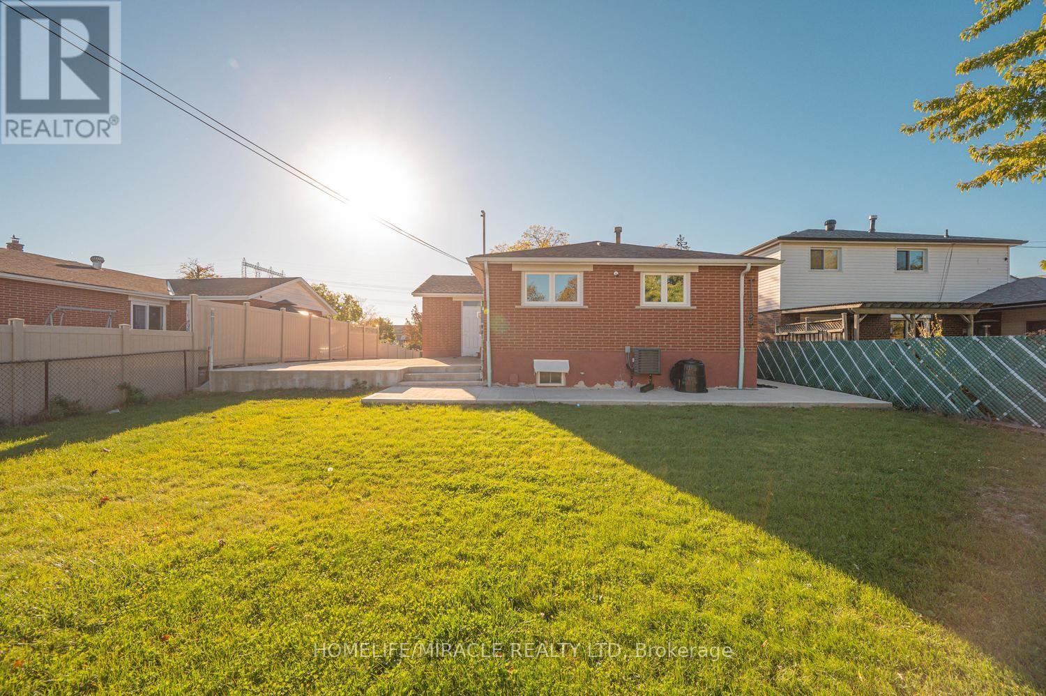 14 Tinton Crescent, Toronto, ON photo 49