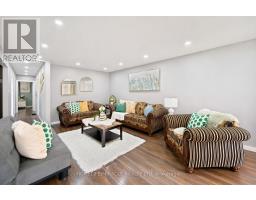 Kitchen - 14 Tinton Crescent, Toronto, ON M9V2J1 Photo 7