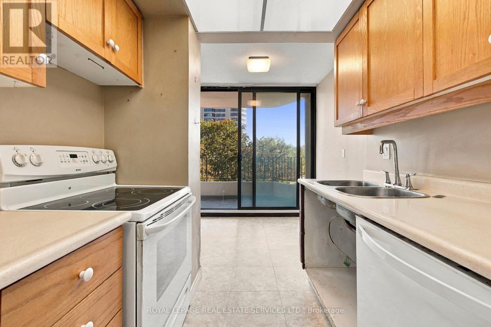 416- 1333 Bloor Street, Mississauga, ON photo 5