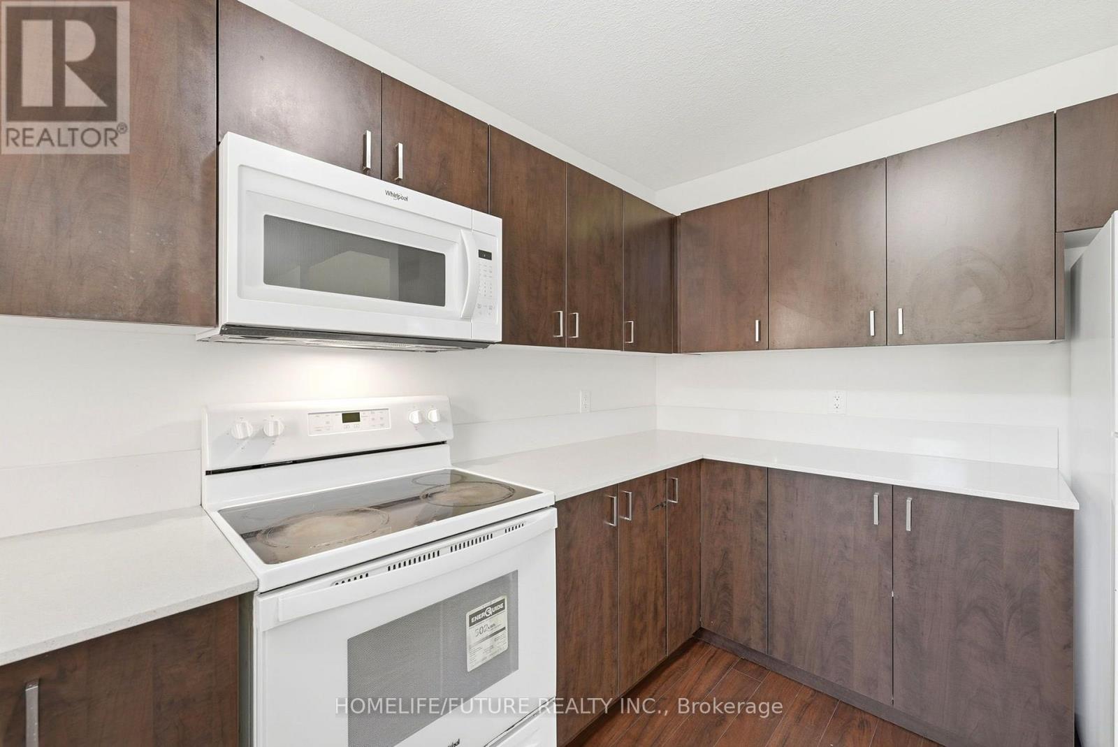 1357 Michael Circle, London East, ON photo 15
