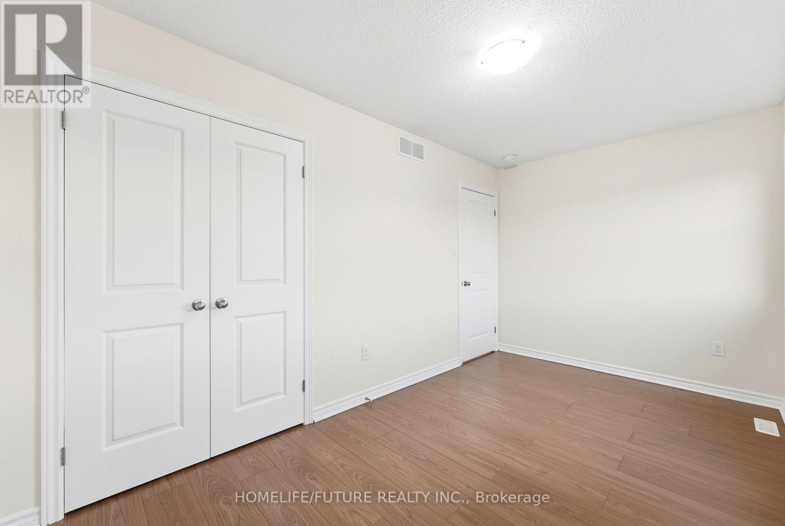 1357 Michael Circle, London East, ON photo 24