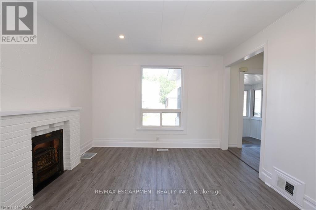 26 FAIRVIEW AVENUE, Hamilton (Crown Point) — photo 11