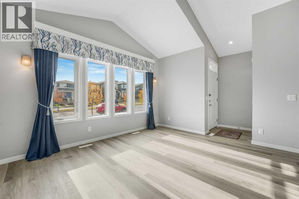 156 Belmont Boulevard SW, Calgary — photo 9