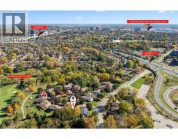 51 Cayley Court, Kitchener, ON N2G4N8 Photo 37