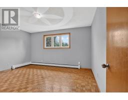 974 Greenbriar Avenue, Ottawa, ON K2C0J7 Photo 16