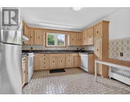 974 Greenbriar Avenue, Ottawa, ON K2C0J7 Photo 9