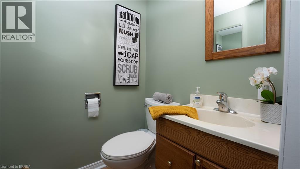 10 AARON Place, Brantford — photo 10