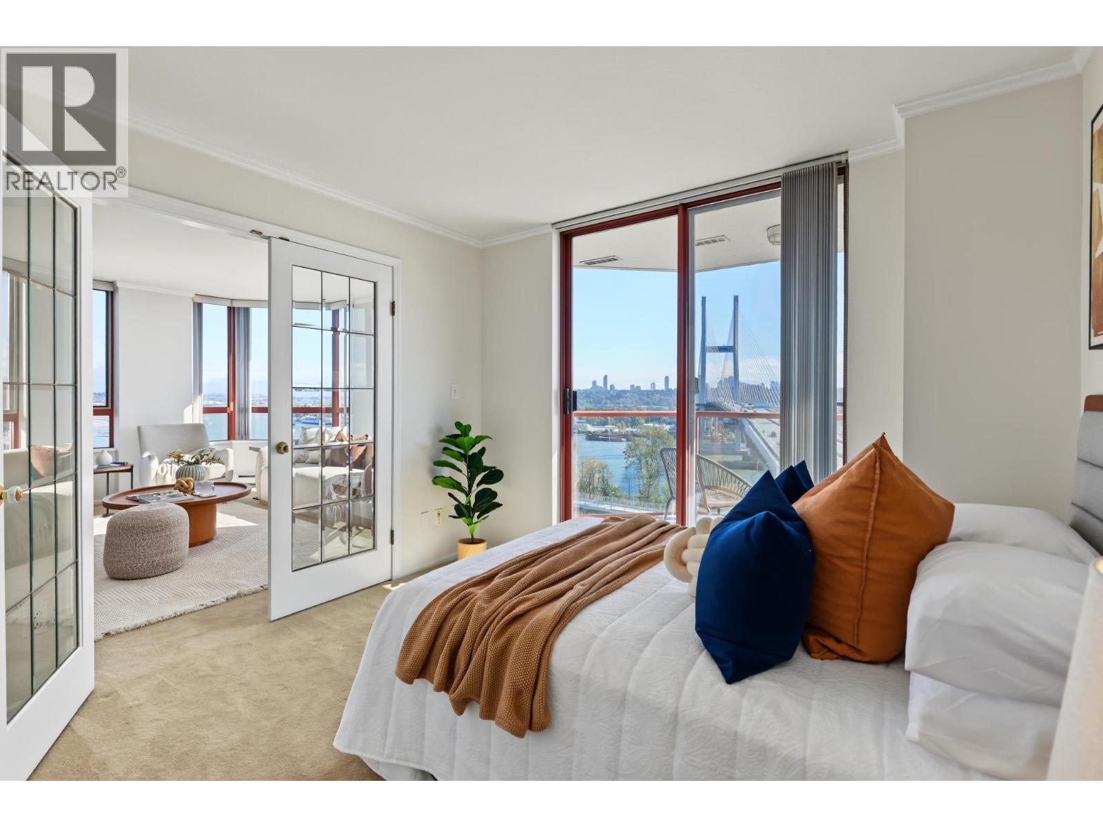 Photo of 602 38 LEOPOLD PLACE 17