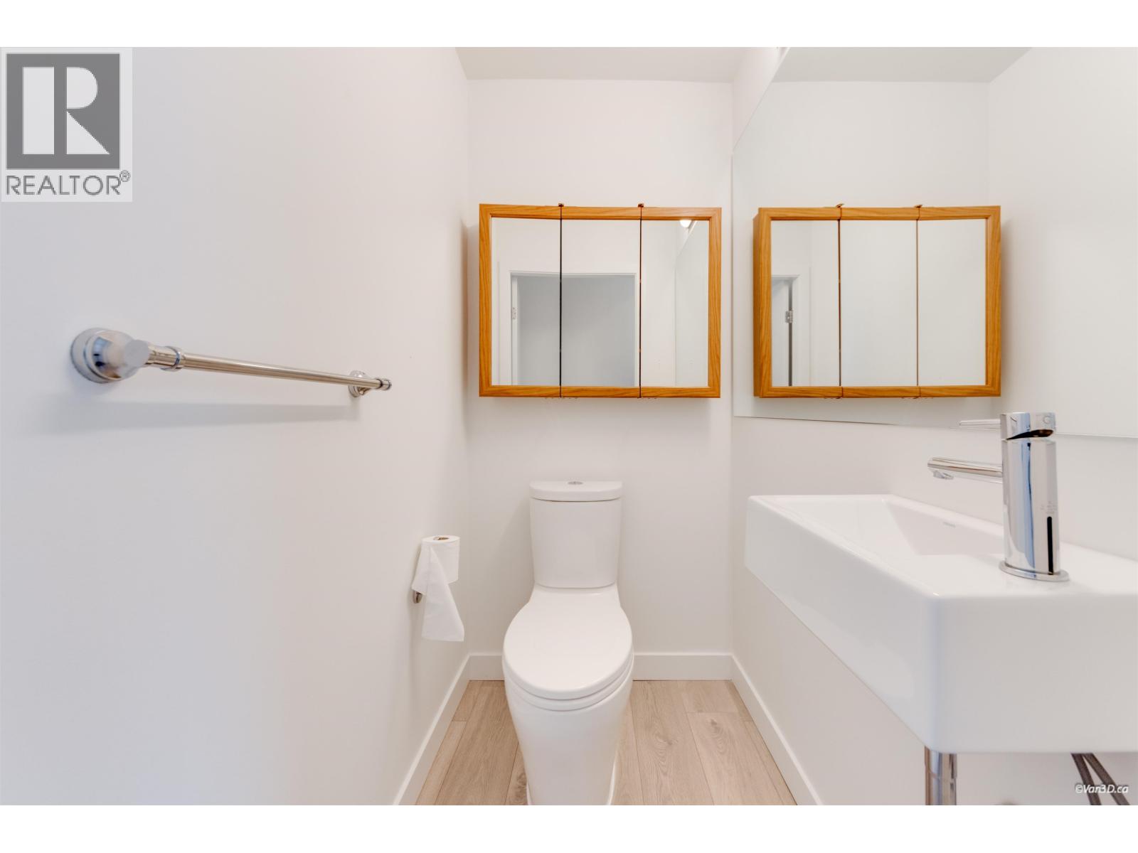 Photo of 30 4375 CORMORANT WAY 30