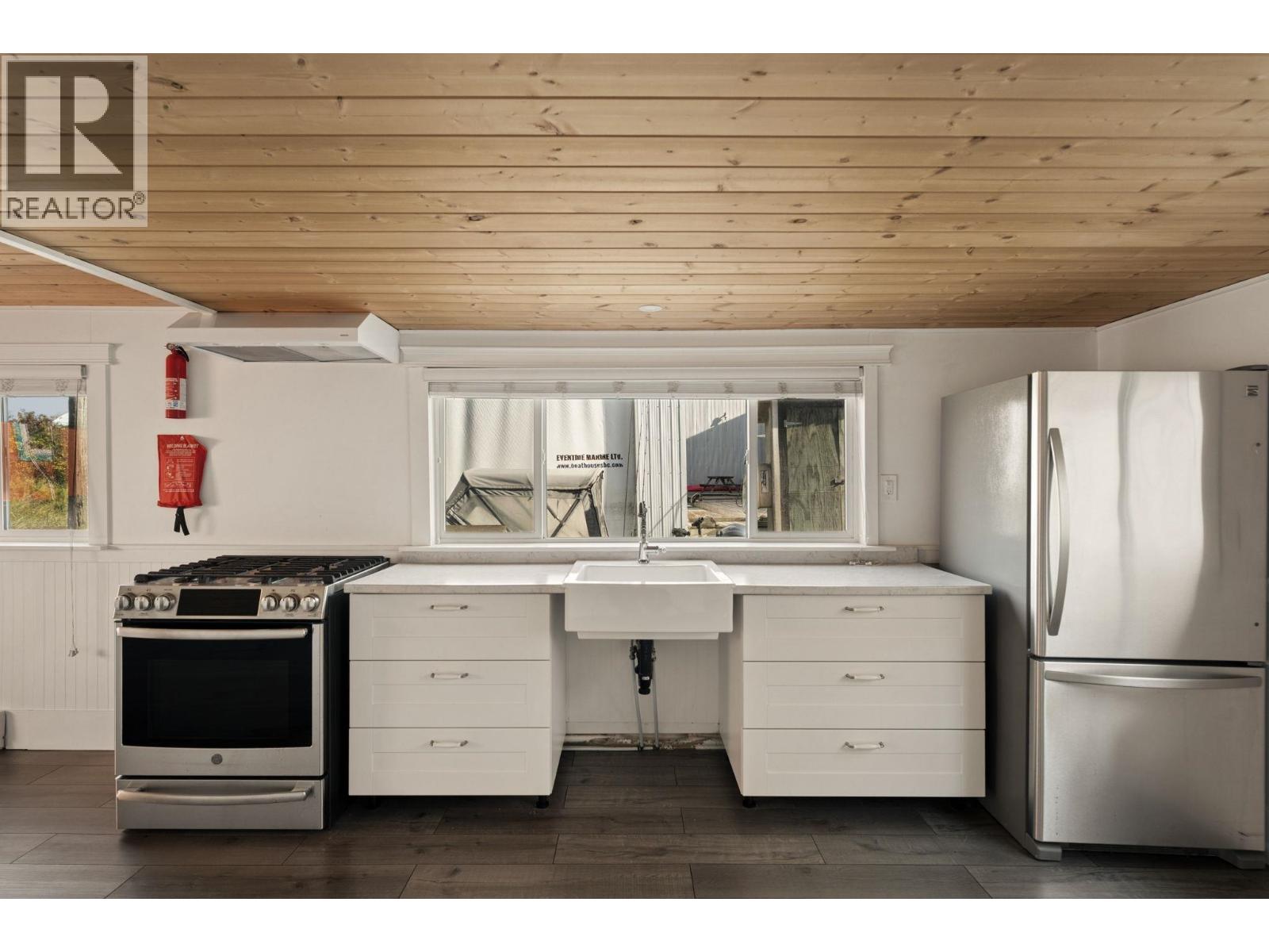 Photo of 5 23080 DYKE ROAD 14