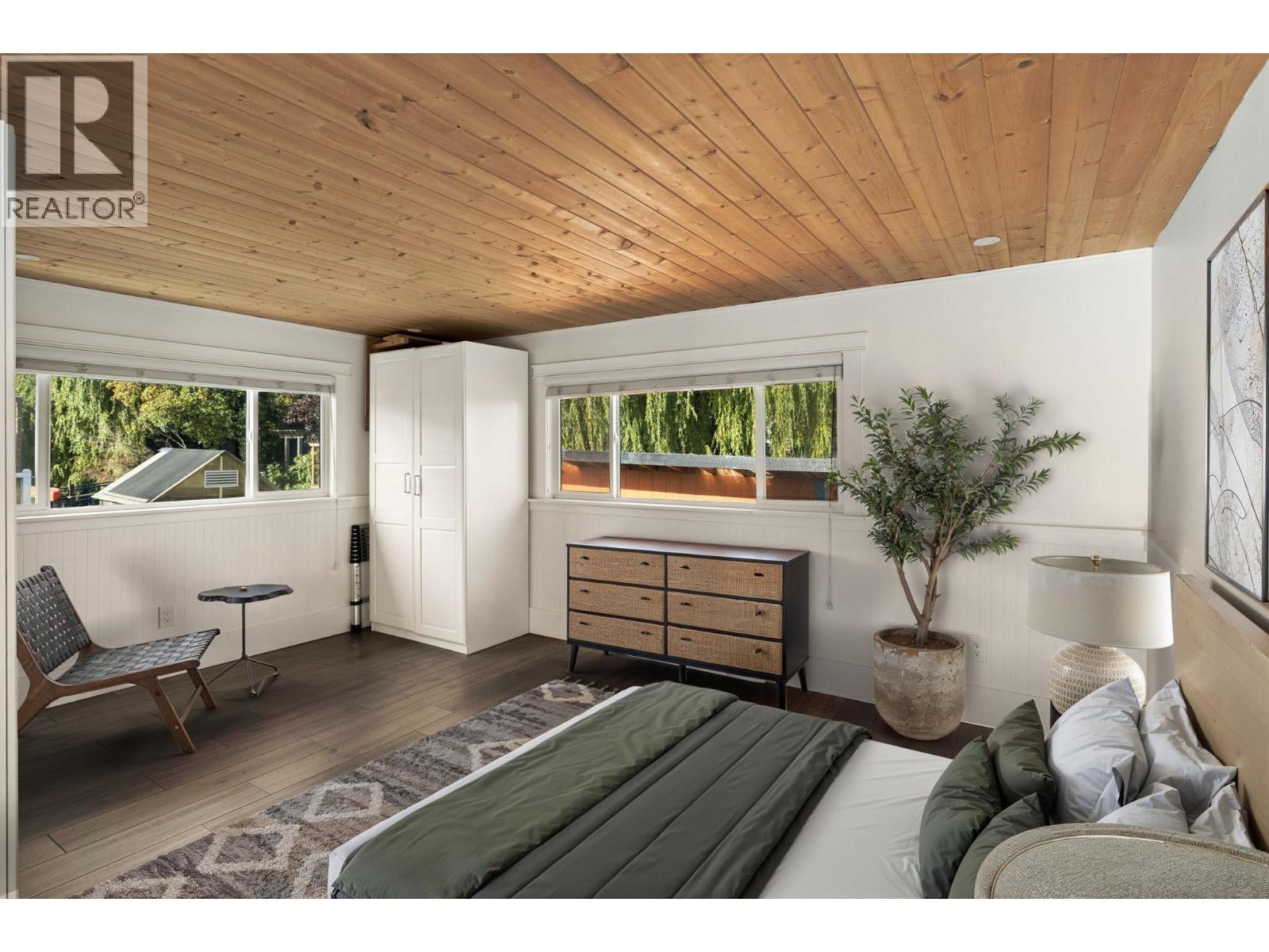 Photo of 5 23080 DYKE ROAD 23