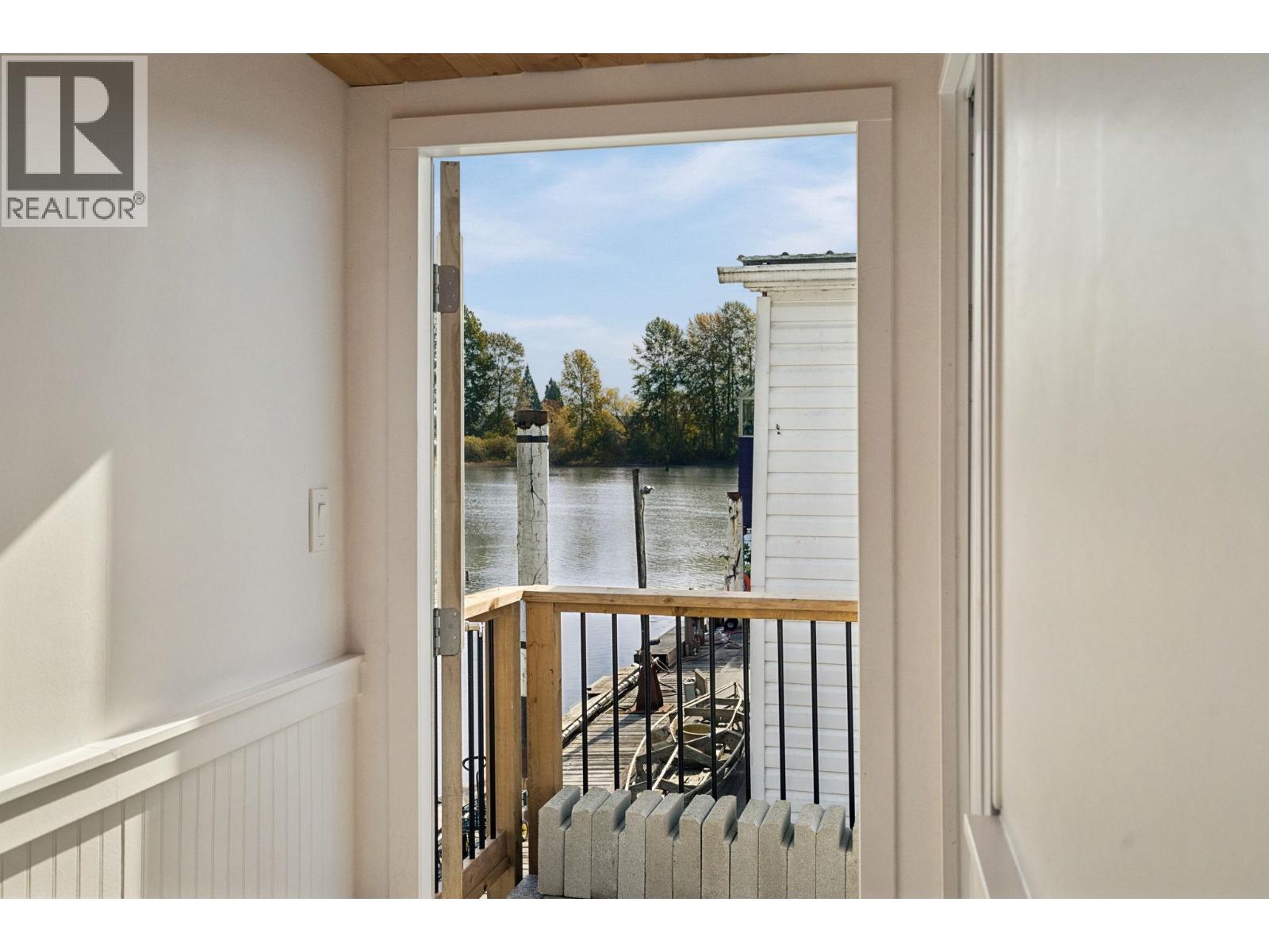 Photo of 5 23080 DYKE ROAD 28