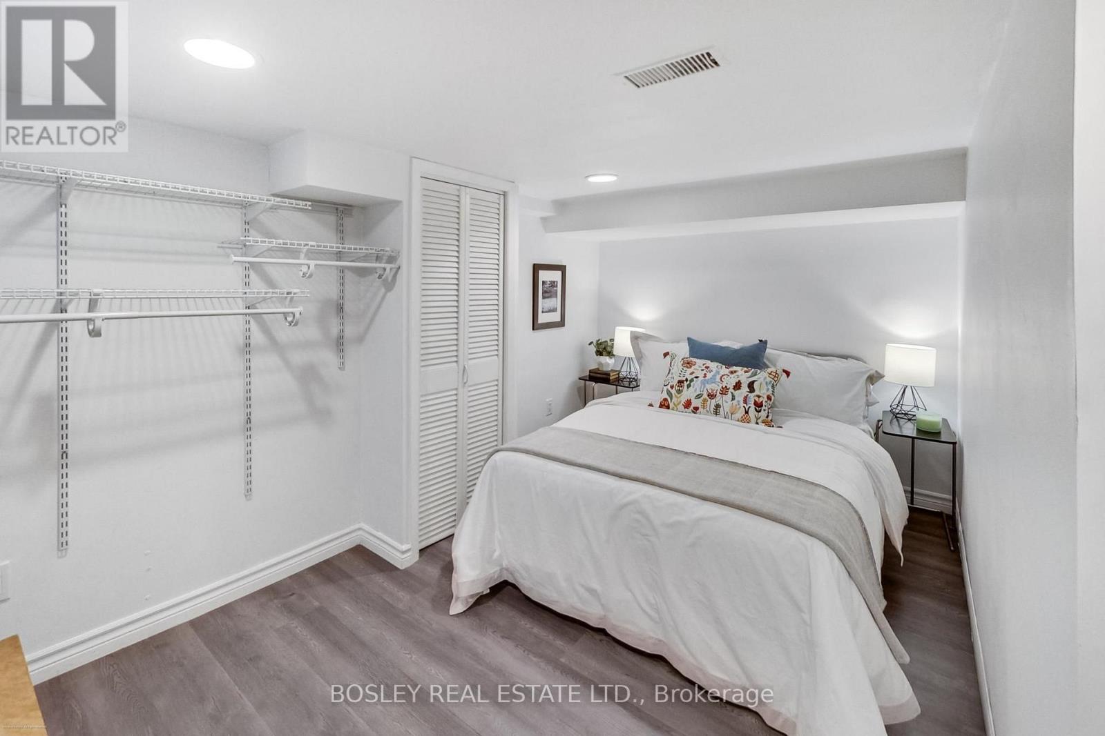 97 Oakcrest Avenue, Toronto, ON photo 32