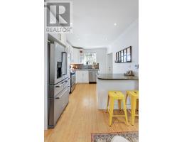 97 Oakcrest Avenue, Toronto, ON M4C1B4 Photo 12