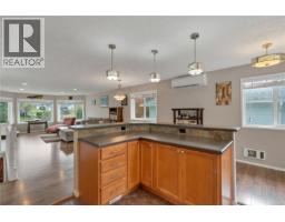 Dining room - 1065 Springbok Rd, Campbell River, BC V9W7K7 Photo 6