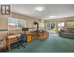 1065 Springbok Rd, Campbell River, BC V9W7K7 Photo 38