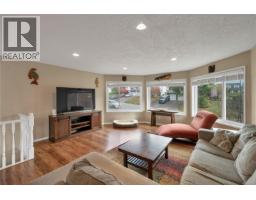 1065 Springbok Rd, Campbell River, BC V9W7K7 Photo 16