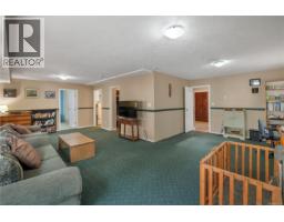 1065 Springbok Rd, Campbell River, BC V9W7K7 Photo 40