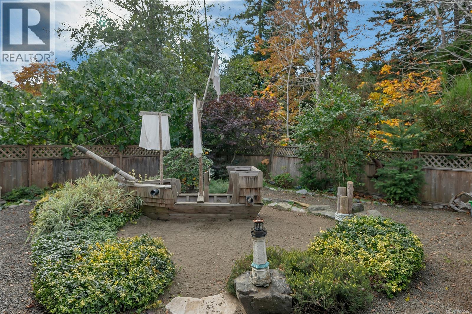 1065 Springbok Rd - 54