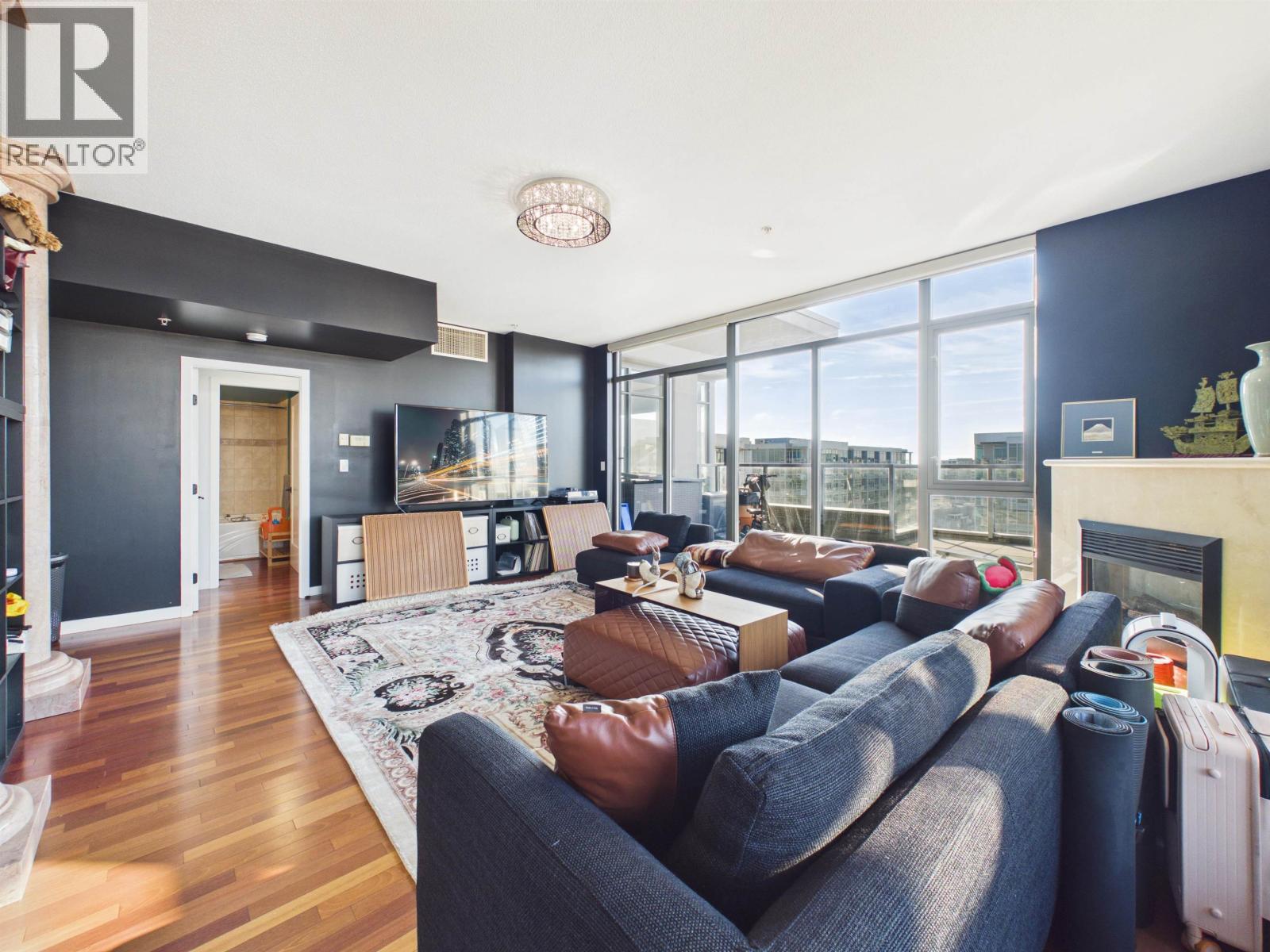 Photo of 1801 6331 BUSWELL STREET 7