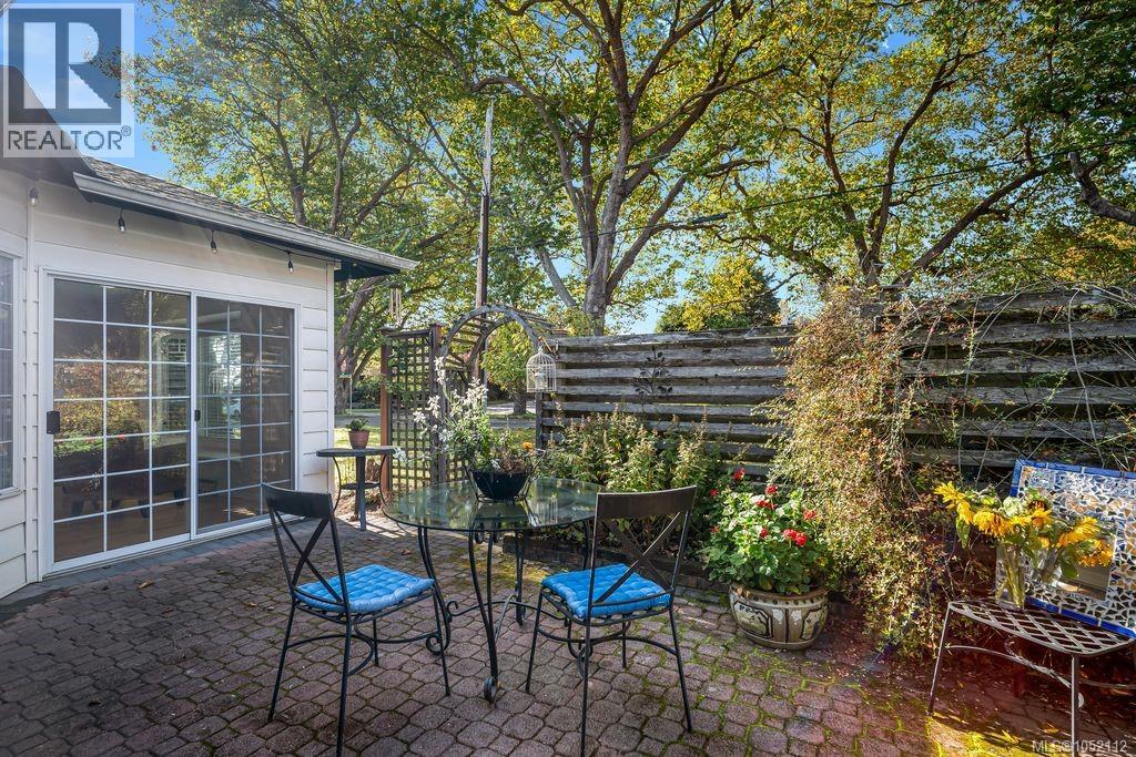 2594 Sinclair Rd - 27