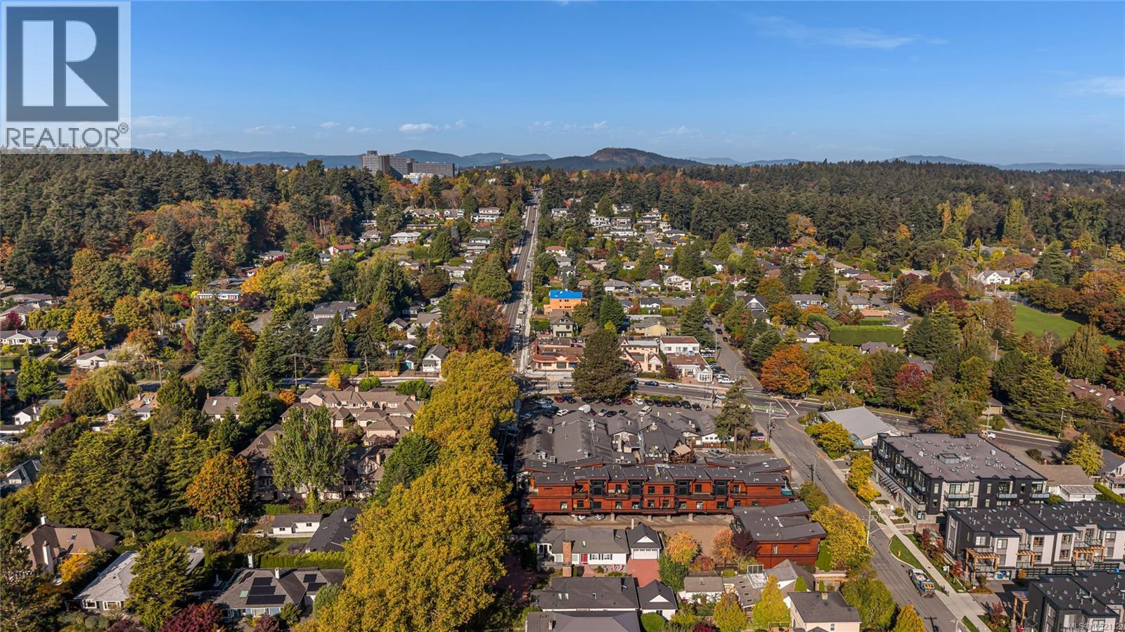 2594 Sinclair Rd - 34