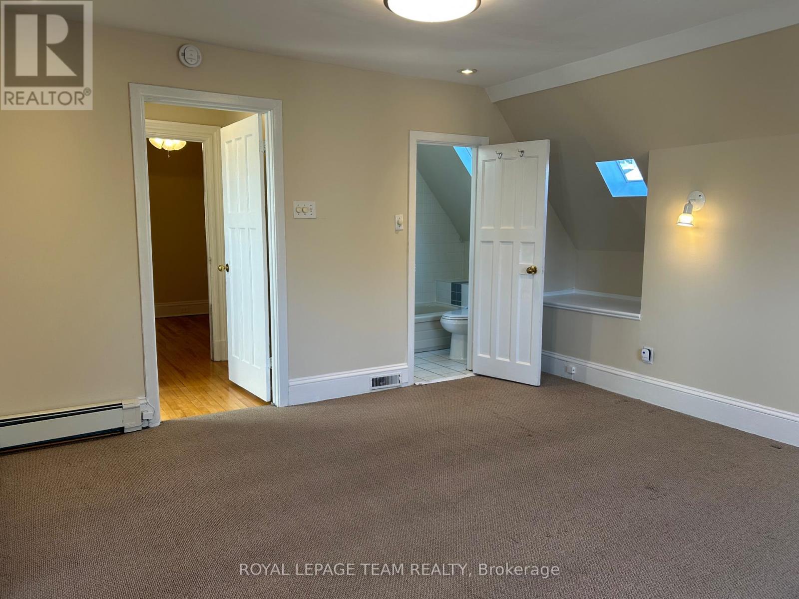 Commercial Condos for Rent in Ottawa – B – 427 SUNNYSIDE AVENUE, Ottawa – By Peter Sagos - Image 19