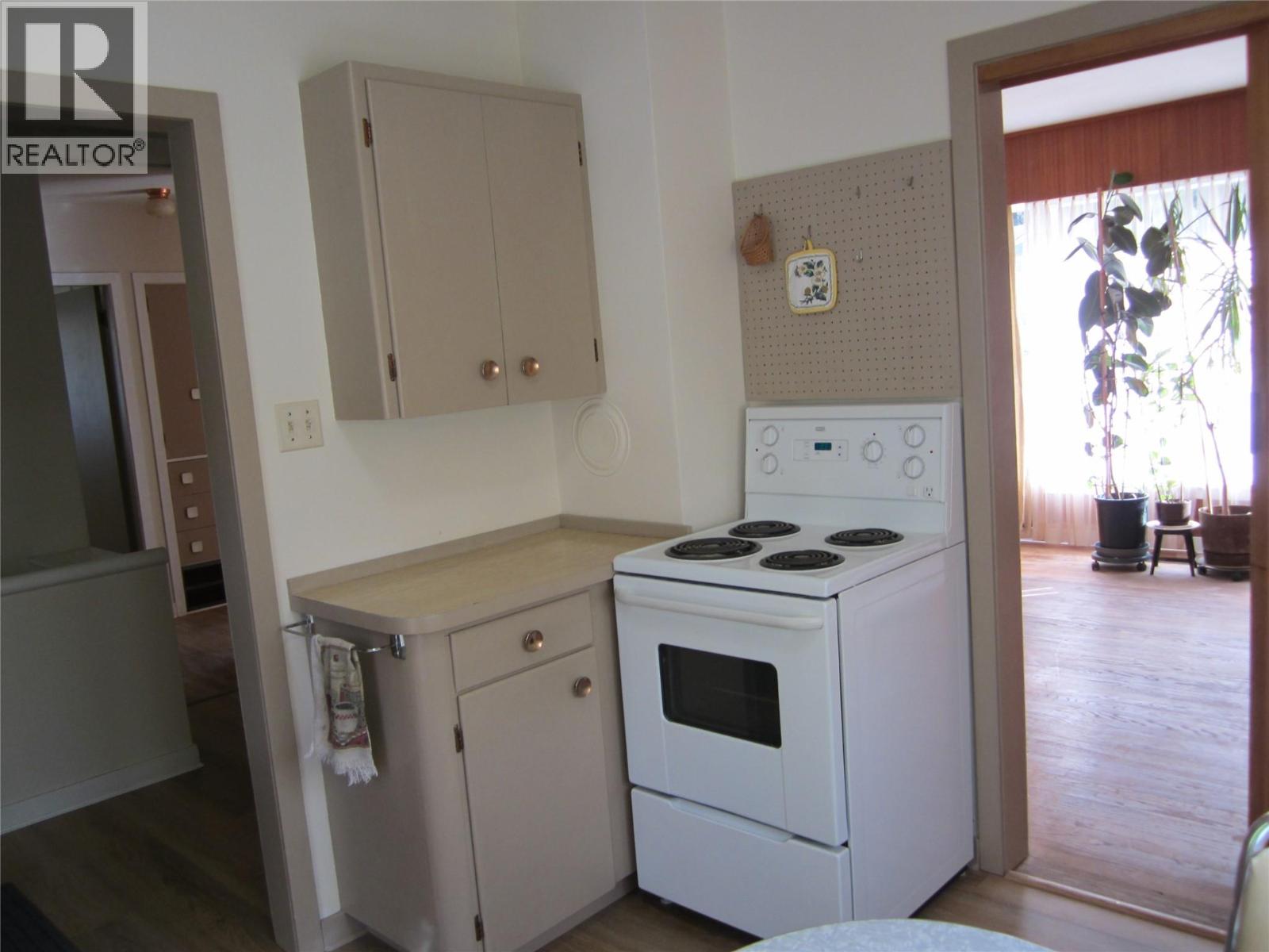 1285 Forestbrook Drive, Penticton - Image 1