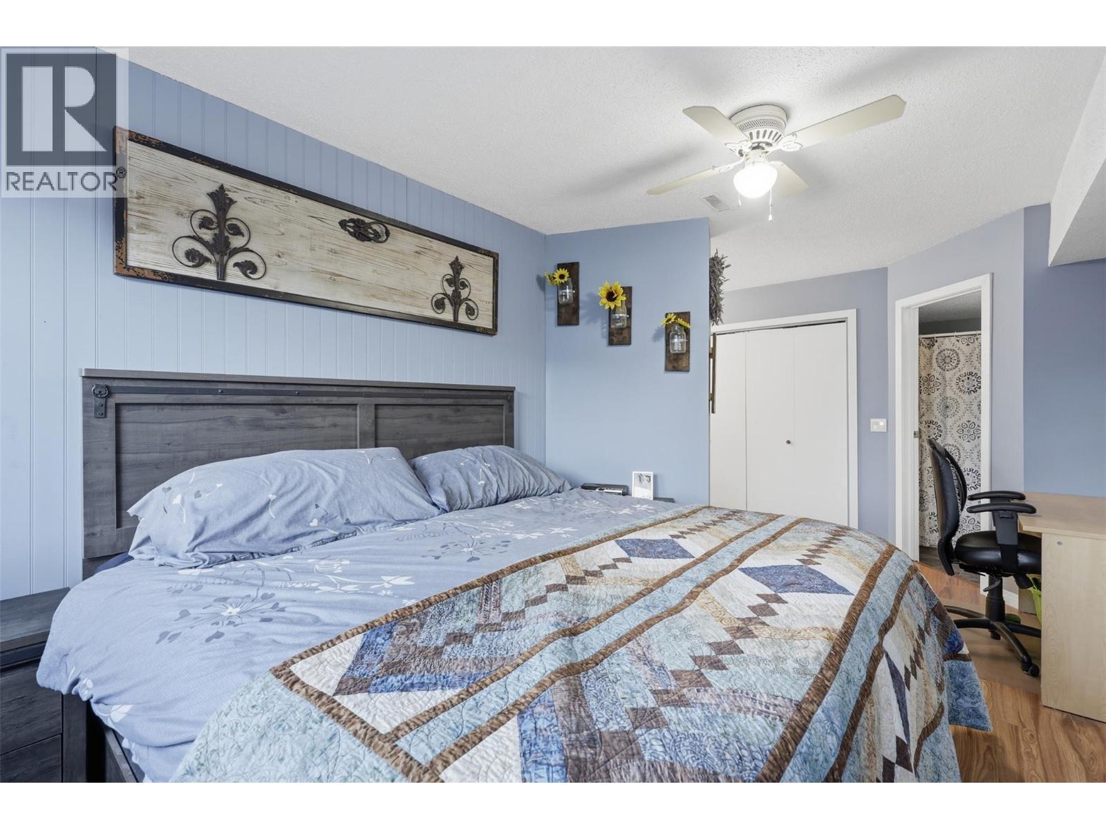 #25 1155 HUGH ALLAN Drive - 23