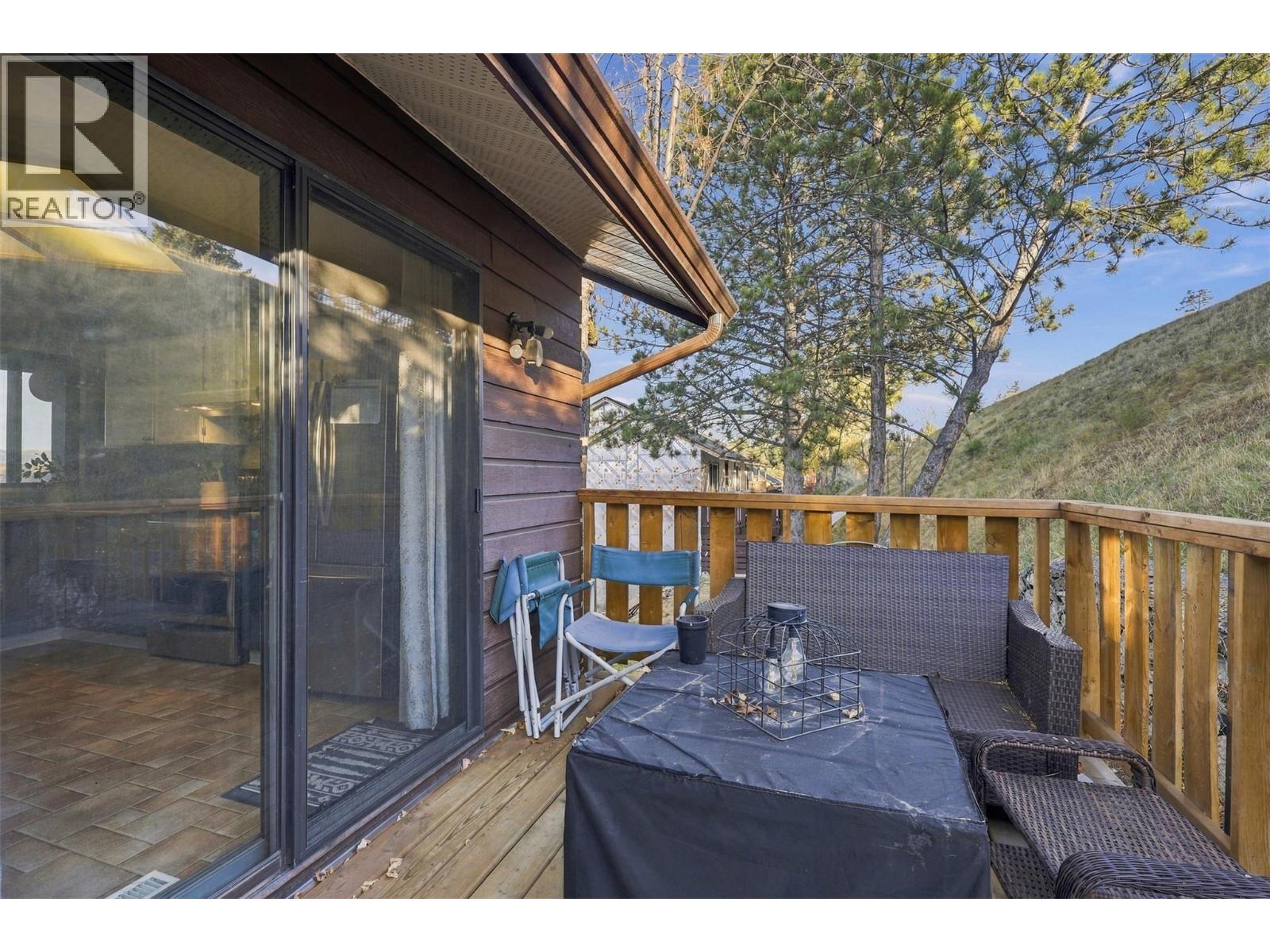#25 1155 HUGH ALLAN Drive - 15