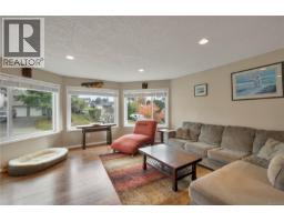 1065 Springbok Rd, Campbell River, BC V9W7K7 Photo 14