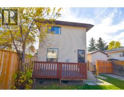 Bedroom - 412 Abadan Place Ne, Calgary, AB T2A6W3 Photo 6