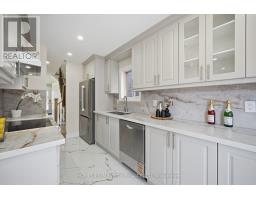 33 Ridgefield Court, Brampton, ON L6P1B4 Photo 13