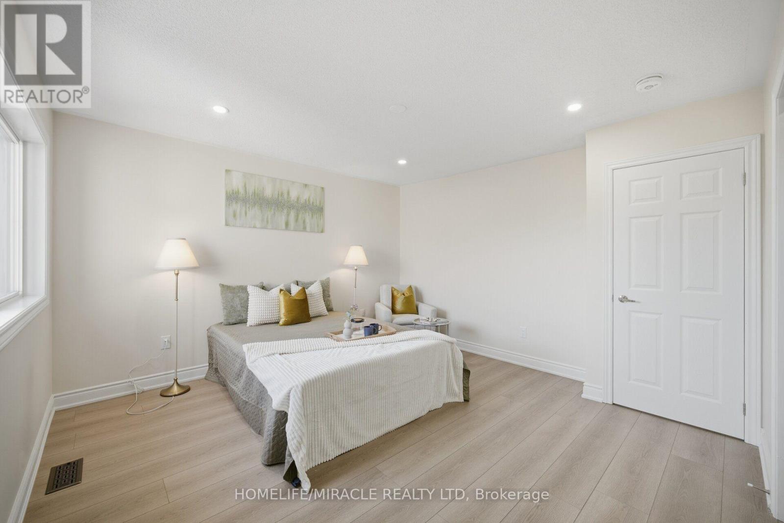33 Ridgefield Court, Brampton, ON photo 21